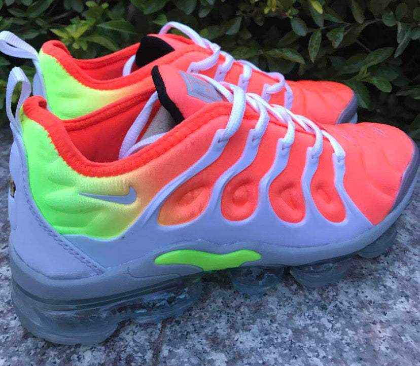 Nike Air Max Green Pink Blue