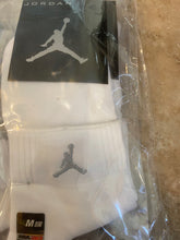 Load image into Gallery viewer, 3-pack Nike crew socks