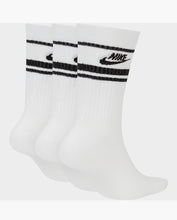 Load image into Gallery viewer, 3-pack Nike crew socks