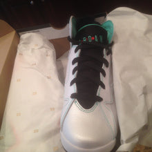 Load image into Gallery viewer, Air Jordan Retro 7 &quot;Verde&quot; GS