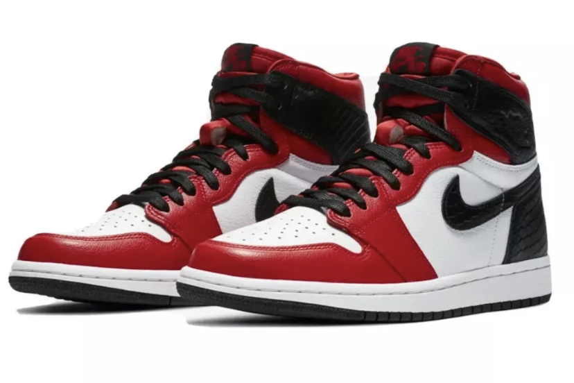 Air Jordan 1 Retro High Satin Snake Chicago WMN